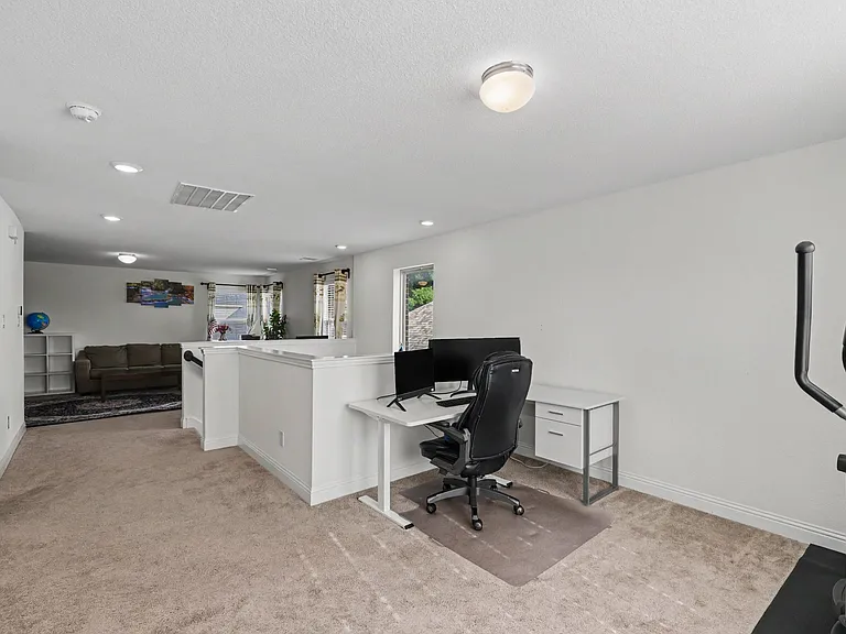 Office area -upstairs