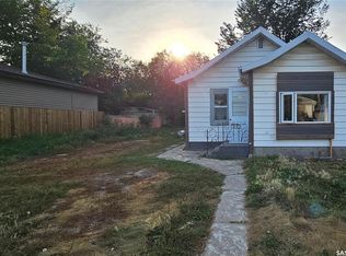 127 M AVENUE S, Saskatoon, SK S7M 2K1