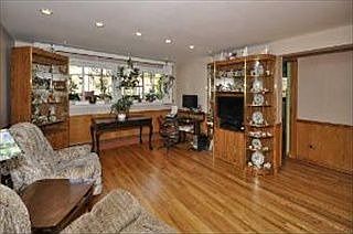 5th image of 548 Bedford Ln