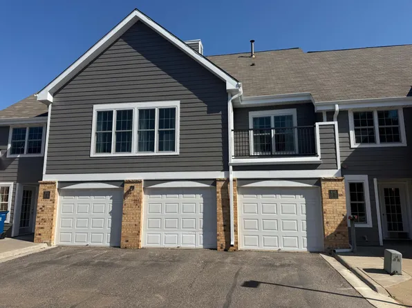 6048 Chasewood Pkwy APT 204, Minnetonka, MN 55343