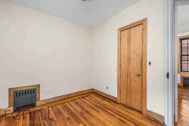 Rented by Rennit Inc.