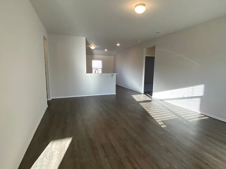 117 Cooper St — Photo 5