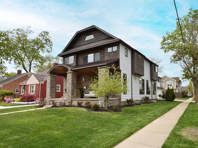 591 E Southlawn Blvd, Birmingham, MI, 48009