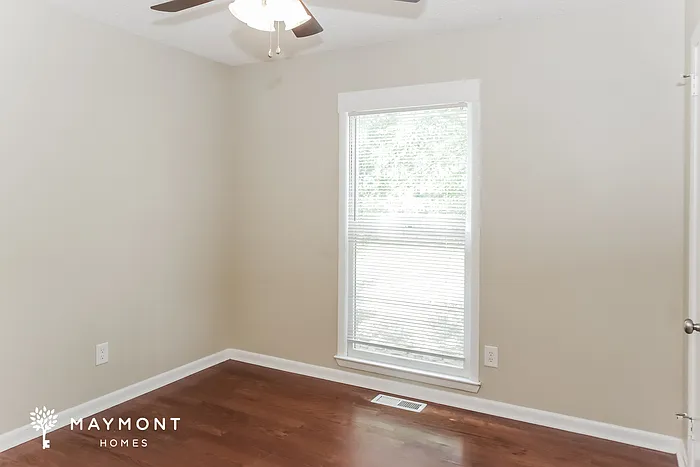 149 Oldwood Rd — Photo 13