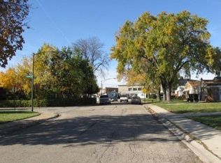 9328 S Paxton Ave, Chicago, IL 60617