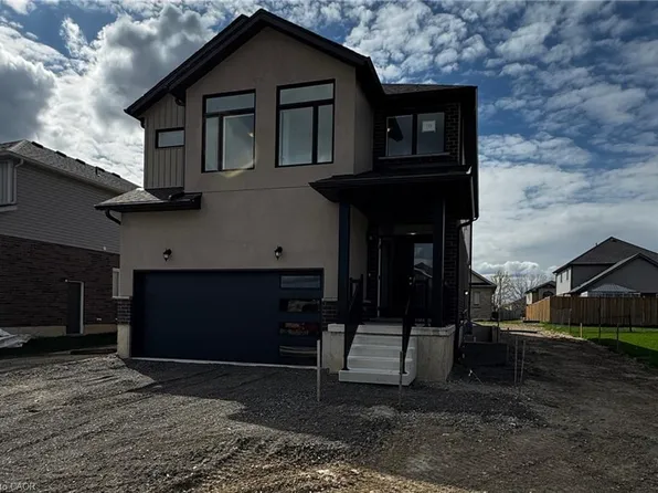 123 Maple St, Mapleton, ON N0G 1P0