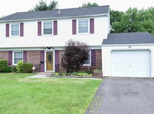 41 Belhurst Ln, Willingboro, NJ 08046
