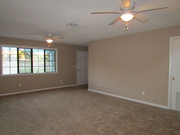 4th image of 16830 Se 115 Avenue
