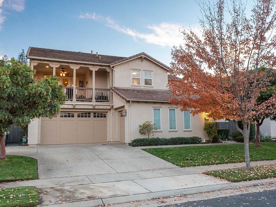 1st image of 2588 Summerland Way