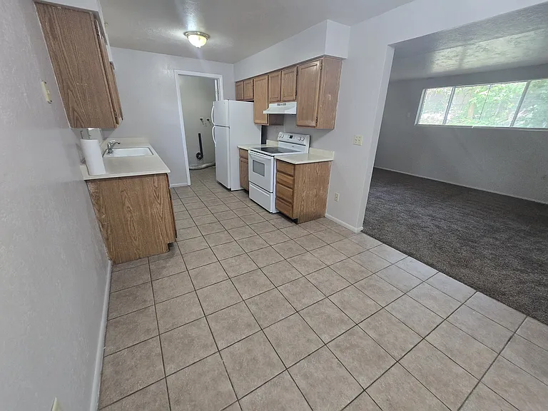 514 N Colorado St #B — Photo 6