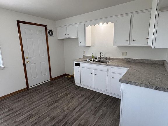 5th image of 8754 W Carmen AVENUE
