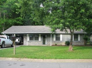 2204 Carywood Dr, Bryant, AR 72022