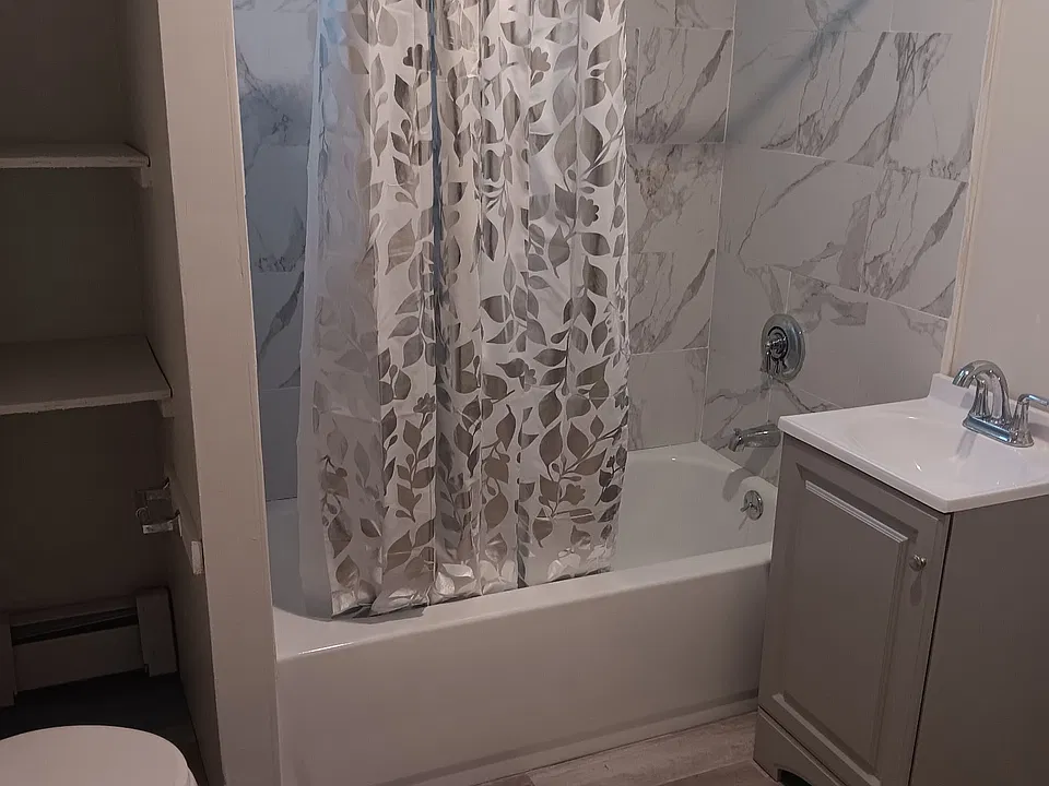 11 Warren St #1