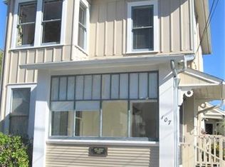 107 19th St #C, Pacific Grove, CA 93950