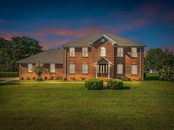 207 Sugar Tree Ln, Pulaski, TN 38478