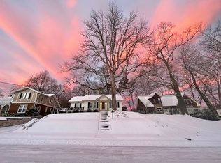 615 N Center St, Hickory, NC 28601