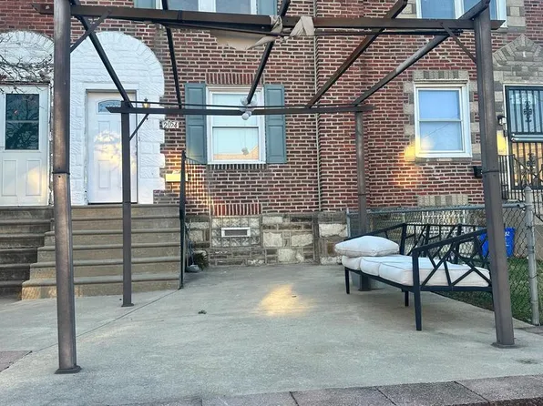 2054 Larue St, Philadelphia, PA 19124