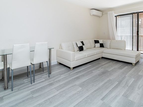 4th image of 143-50 Barclay Ave #2E