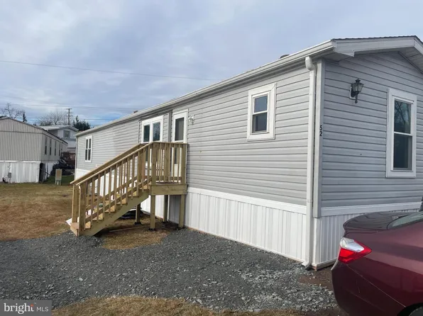 5145 N Susquehanna Trl Trailer 52, York, PA 17406