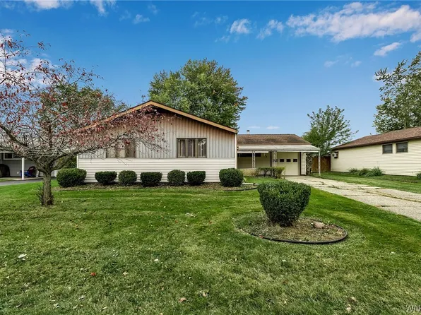 66 Michele Dr, Depew, NY 14043