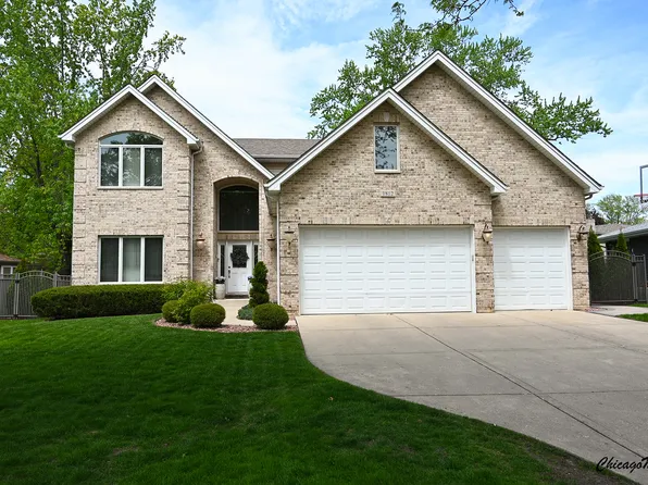 1812 Warwick Ln, Schaumburg, IL 60193