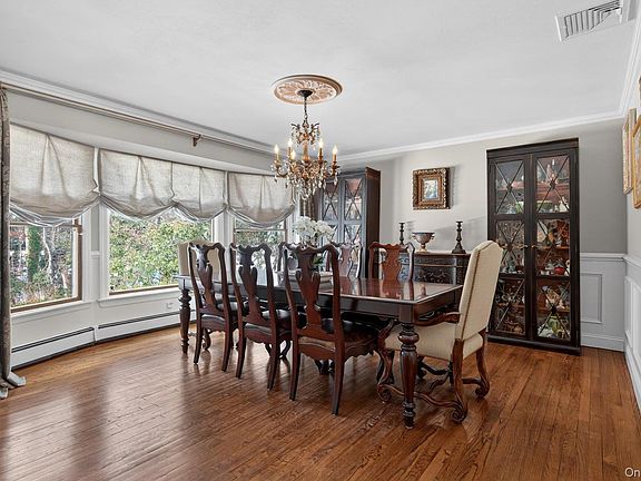 3rd image of 15 Tiber Road