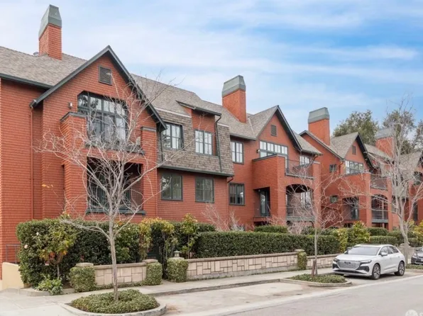 38 3rd St APT 309, Los Altos, CA 94022