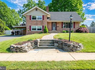 1204 Whitfield Blvd, Reading, PA 19609