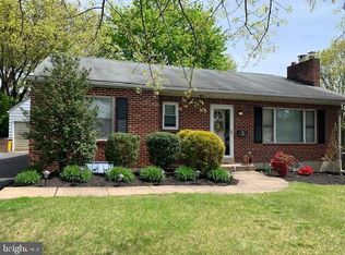 512 Waverly Rd, Harrisburg, PA 17109