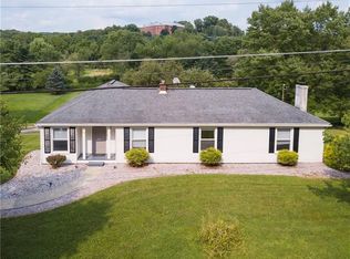 467 Mars Valencia Rd, Valencia, PA 16059