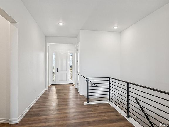 2nd image of 6108 Oban Road