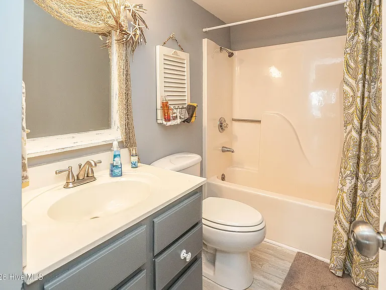 2509 Gator Ln SW — Photo 12