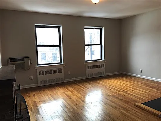 Rented by City Apt Group LLC | media 25