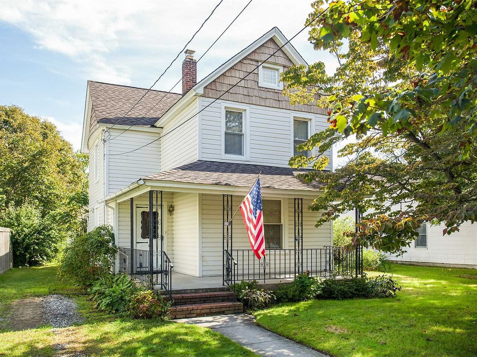 47 Cedar Ave, Patchogue, NY 11772 Zillow