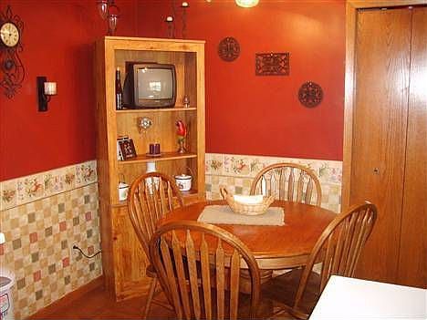 5th image of 537 Kendall Dr
