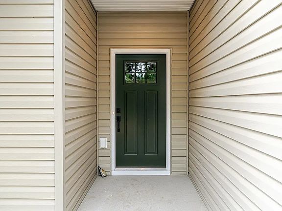4th image of 1101 Aspen Ave #1