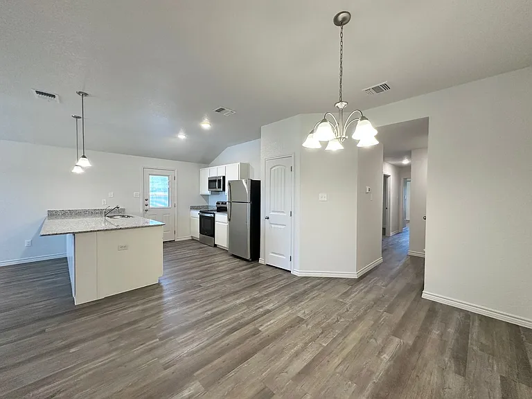 117A Dolphin Dr — Photo 13