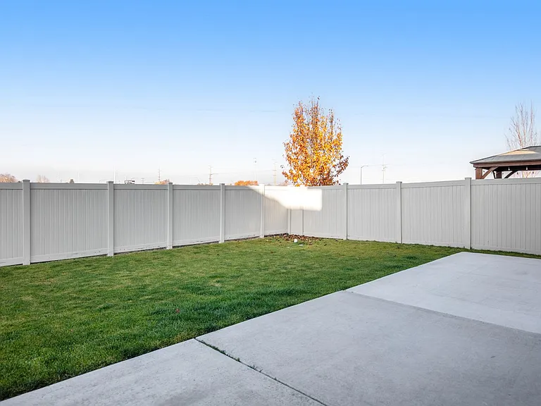 133 S Baraya Way — Photo 48
