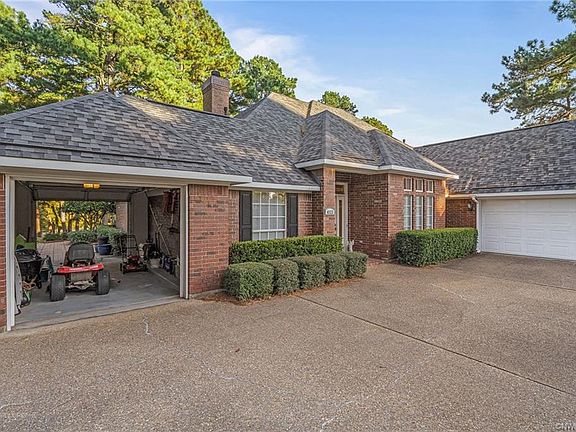 3rd image of 4823 Northwood Hills Dr