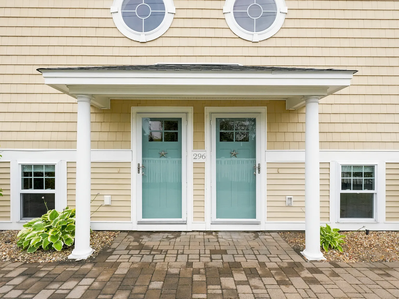 4 bed, $2,900 — Photo 3