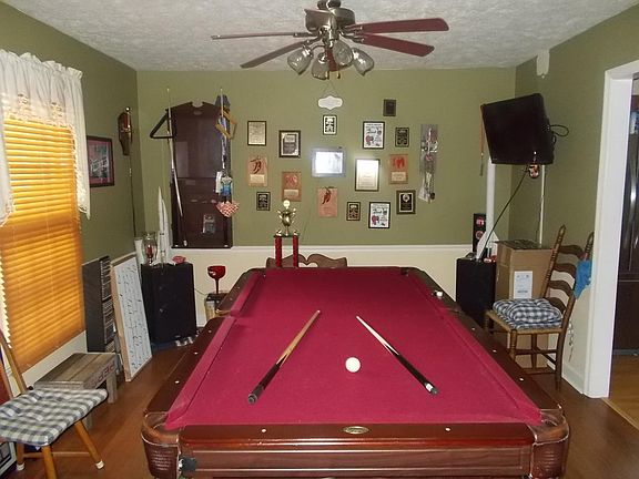Pool Room/Dining Room