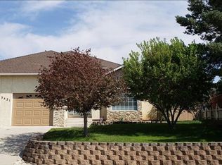 3521 Smoketree Ave, Carson City, NV 89705
