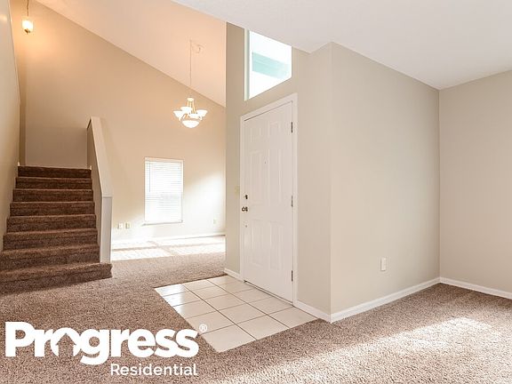 3rd image of 16102 Warden Pl