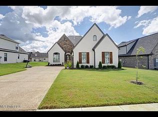 1715 Lia Ln, Southaven, MS 38671