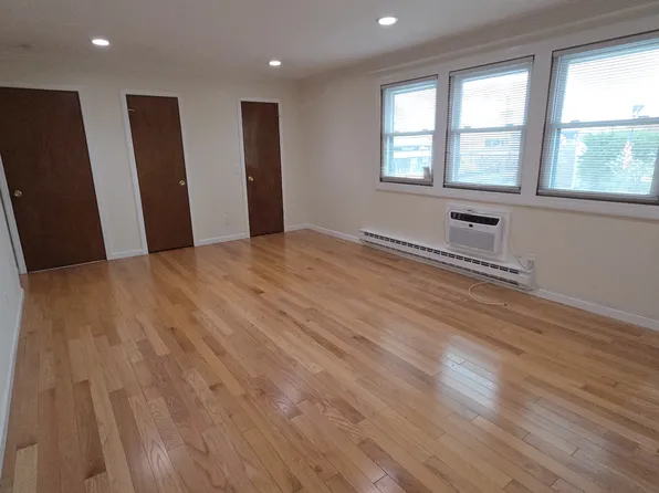(undisclosed Address), Bellmore, NY 11710
