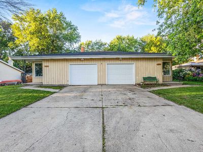 429 S Saint Bernard Dr, De Pere, WI, 54115