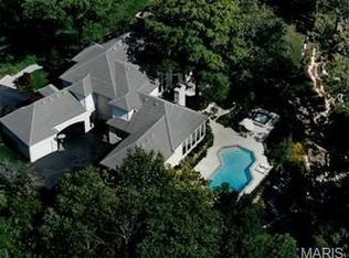 9 Brookwood Rd, Saint Louis, MO 63131