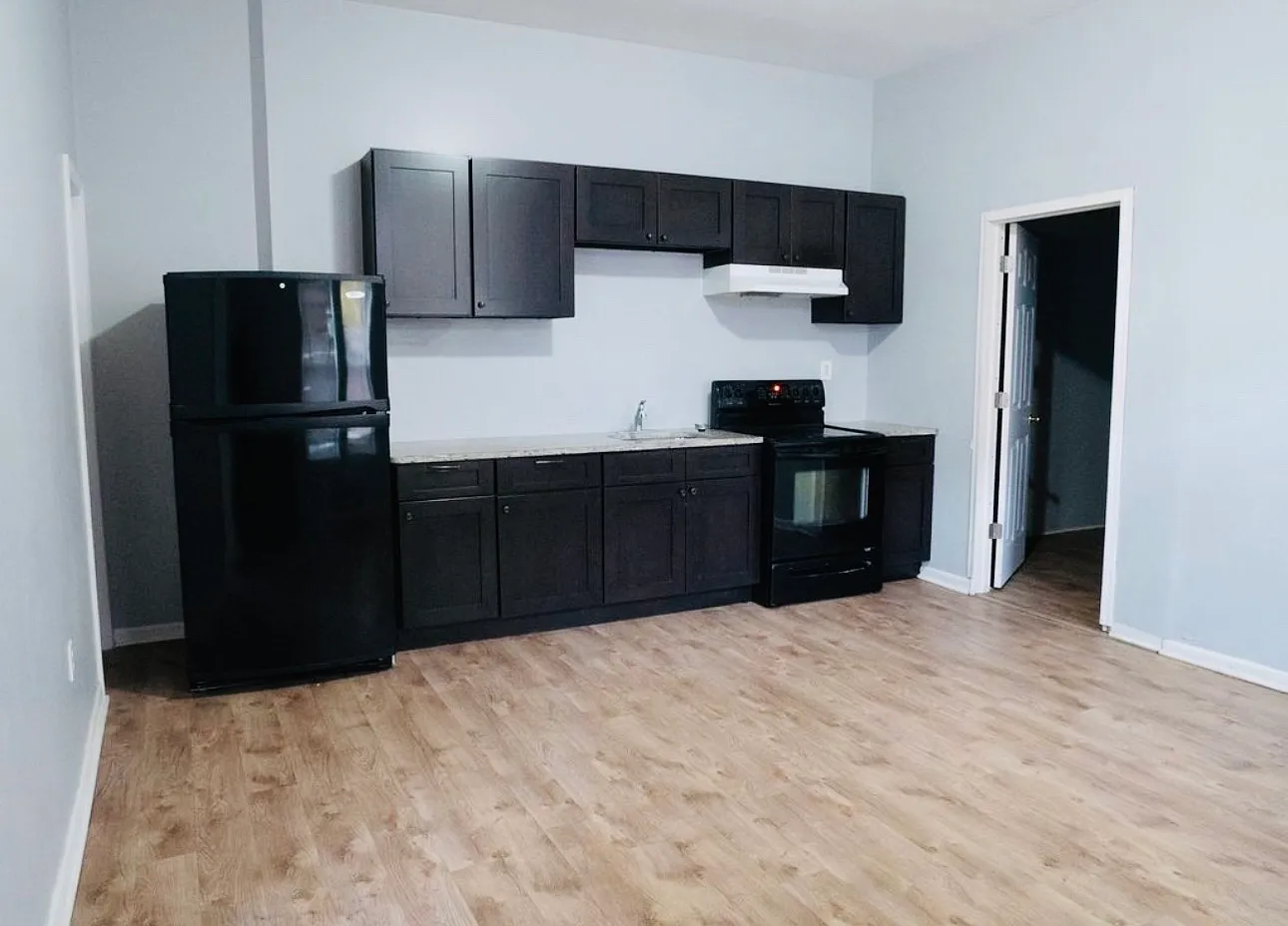 2 bed, $1,450 — Photo 1