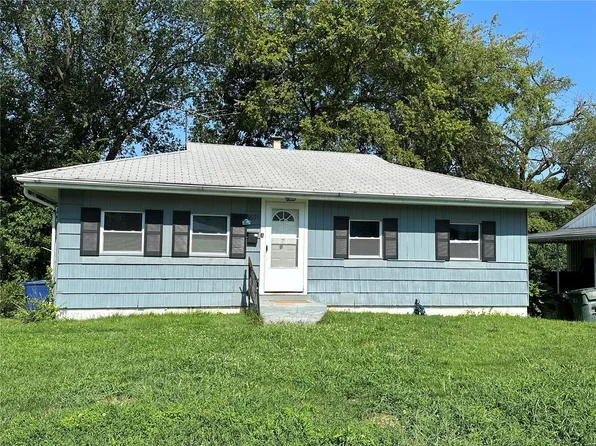 5655 Parchester Dr, Saint Louis, MO 63121