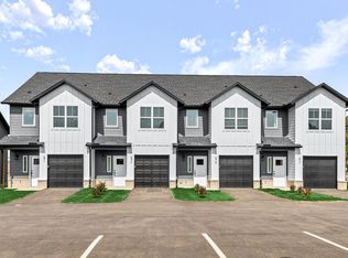 583 W Pickens Rd, Pea Ridge, AR 72751